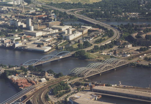 Luftbild von den Elbbrcken in Hamburg