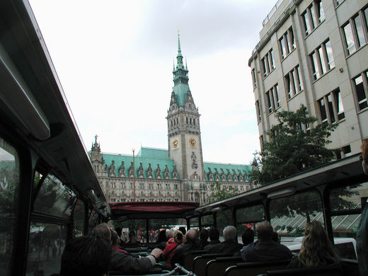 Im Doppeldeckerbus durch die Innenstadt