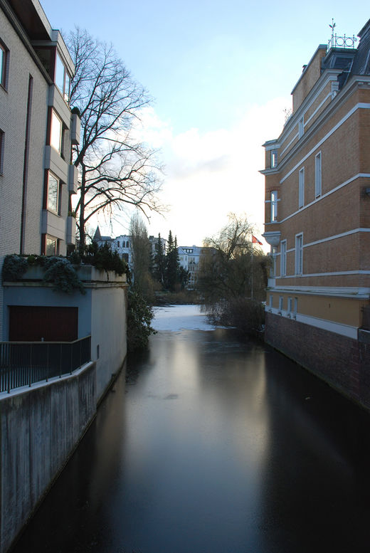 Vereister Kanal in der Krnerstrasse