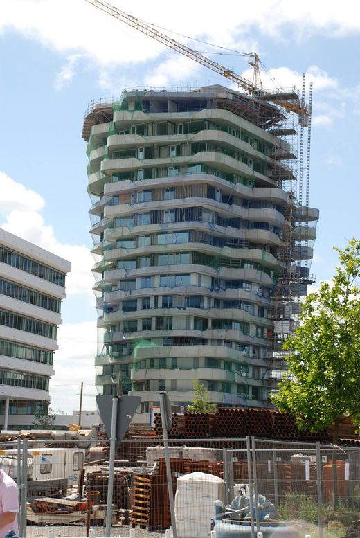 Baustelle Marco Polo Tower Juni 2009