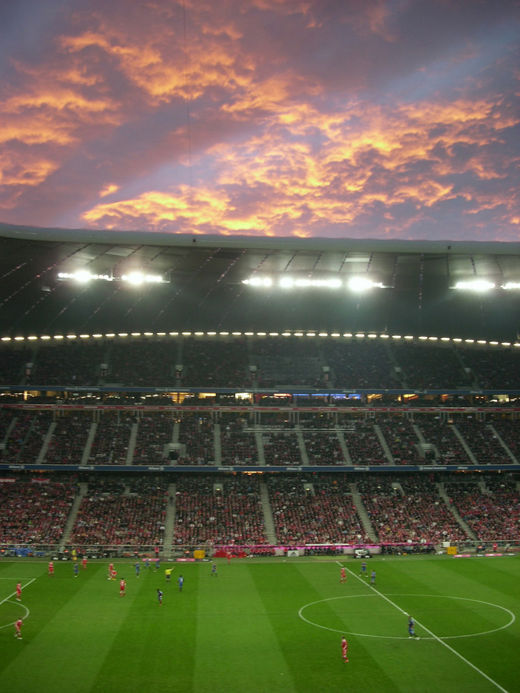 Abendrot ber der Allianz Arena