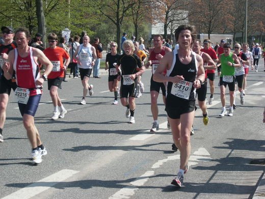 Marathon Hamburg 2010: Lufergruppe City Nord Startnummern 5410 22216