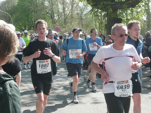 Hamburg Marathon 2010: Lufer Startnummern 1882 6839 22150