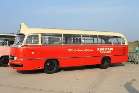 Historischer Bus