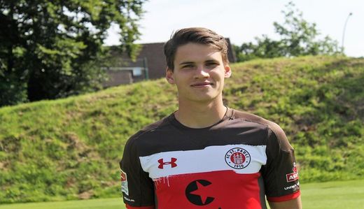 Luca Zander FC St. Pauli