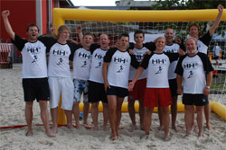 Viertelfinaaaale! Unser Team beim Beach Clash 2009.