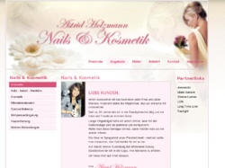 Nails und Kosmetik Astrid Holzmann