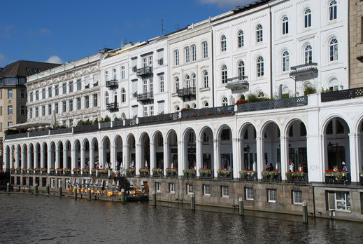 Alsterarkaden in Hamburg