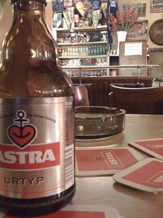 Astra Bier im Silbersack