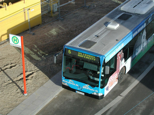 Metrobus 6 in der Hafencity