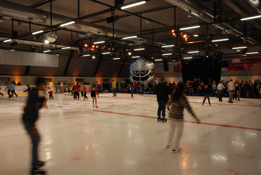 Eislaufen in der Volksbank Arena