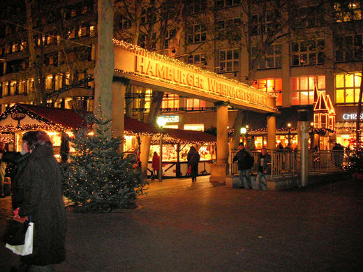 Hamburger Weihnachtsmarkt Gerhard Hauptmann Platz