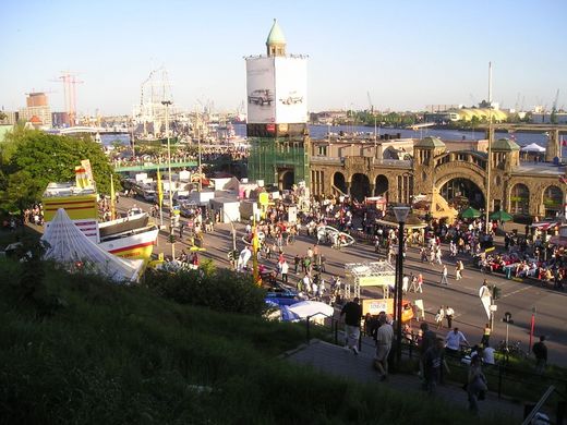 Landungsbrcken beim Hafengeburtstag