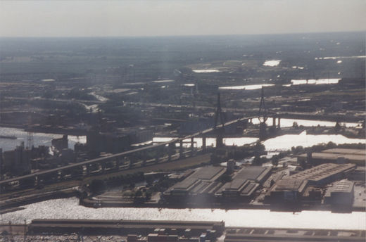 Luftbild der Köhlbrandbrücke