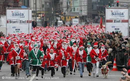 Start Weihnachtsmannlauf Hamburg