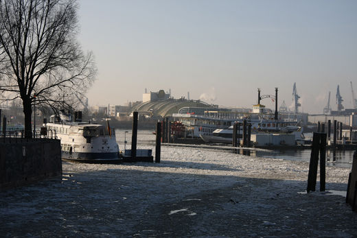 City Sportboothafen im Winter 2009