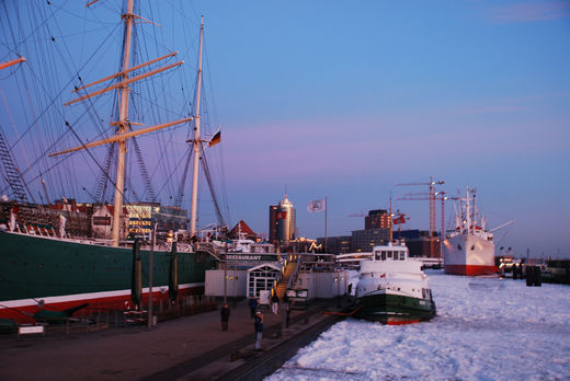 Rickmer Rickmers am Abend