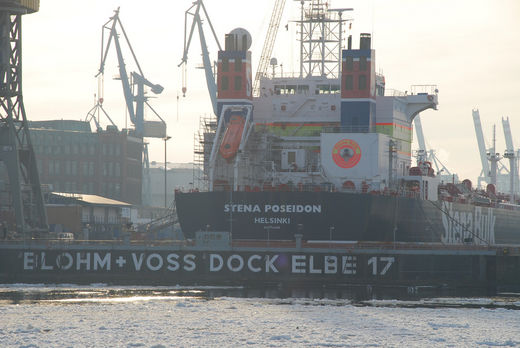 Stella Poseidon im Dock 17