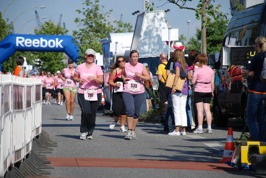 Auf dem Weg ins Ziel beim Womens Run