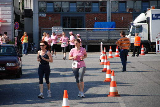 Kurz vor dem Ziel beim Womens Run