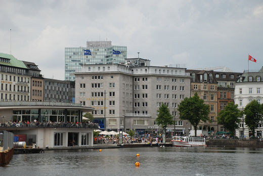 Alsterpavillon und Prien Haus