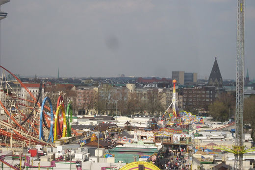Dom in Hamburg im April 2009