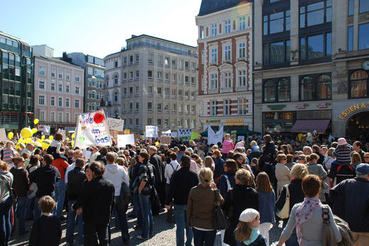 Beginn Schulreform Demo Gänsemarkt