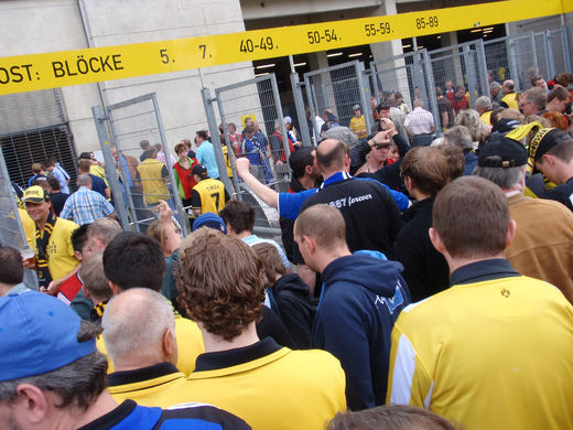 Eingang Signal Iduna Park