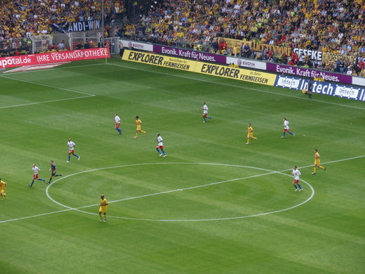 Spielszene Borussia Dortmund gegen HSV