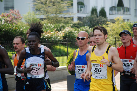 Emily Kumurya beim Marathon Hamburg