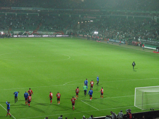 HSV Spieler nach dem Sieg gegen Bremen