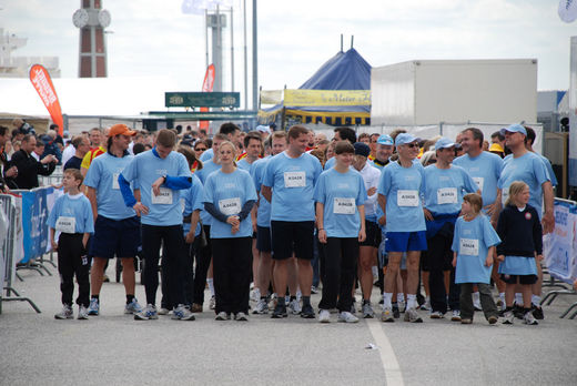 IBM am Start beim Hafencity Run 2009