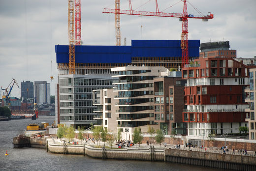 Elbphilharmonie im Juni 2009