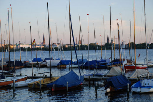 Segelschiffe machen Feierabend