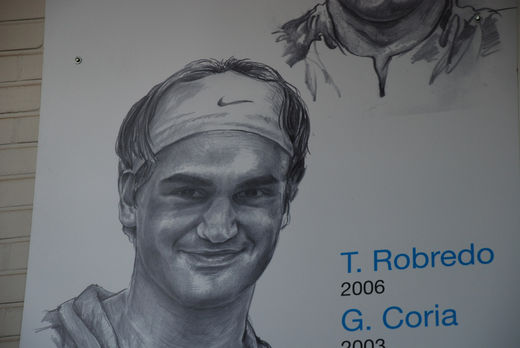 Roger Federer auf der Siegertafel am Rothenbaum