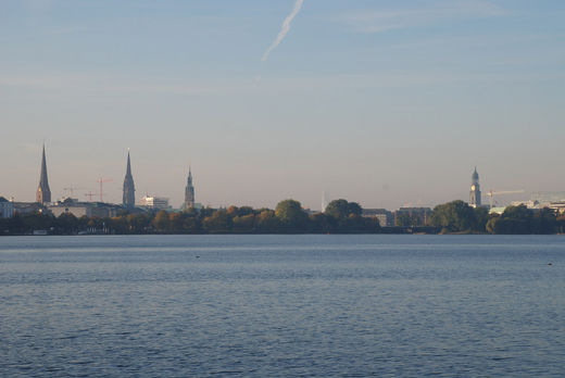 Morgendliche Alster im Herbst