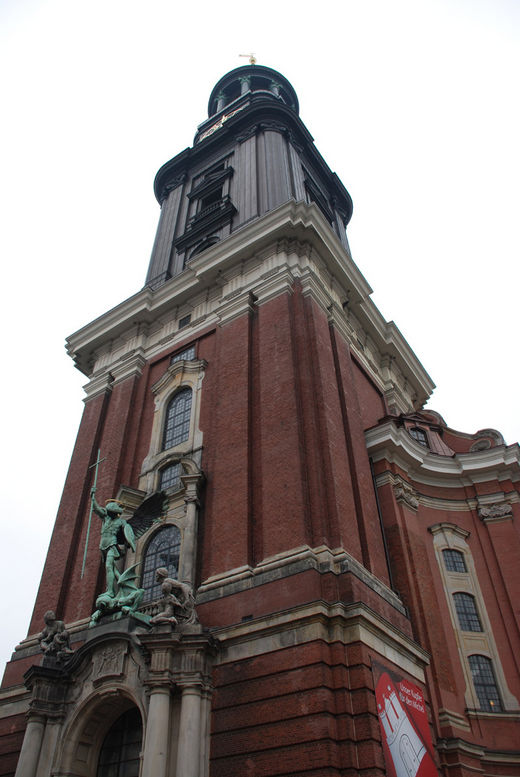Sankt Michaelis Kirchturm