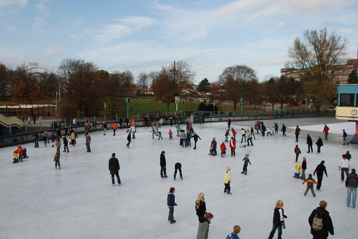 Eislaufen Planten Un Blomen im November 2009