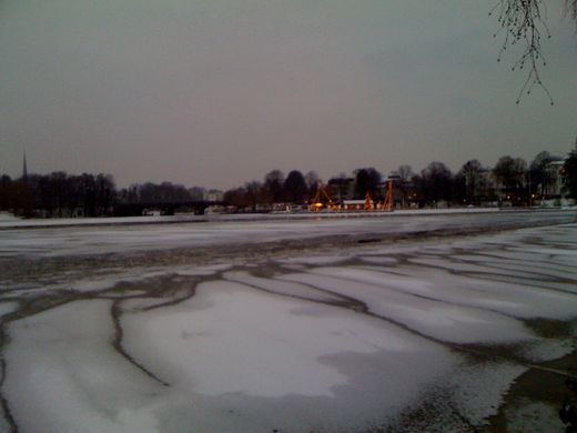 Eis auf der Alster im Winter 2009