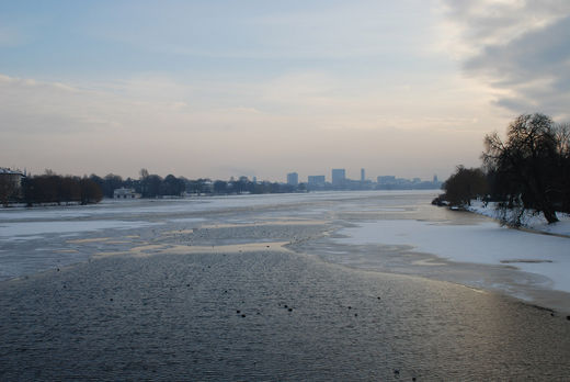 Leicht angefrorene Aussenalster 2010