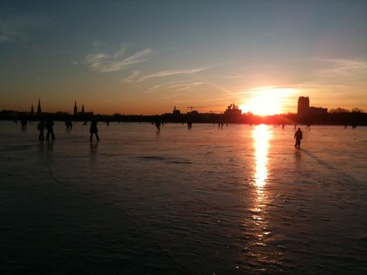 Sonnenuntergang auf dem Alstereis