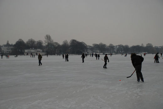 Hockey auf der Alster