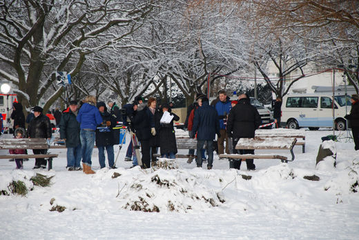 Fernehteams berichten vom Alstereisvergnügen 2010