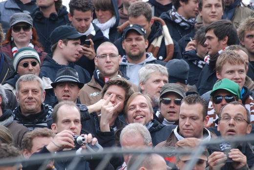 Fans des FC in der Nordkurve