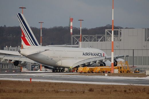 A 380 von Air France in Finkenwerder, Aufnahme Anf. 2011