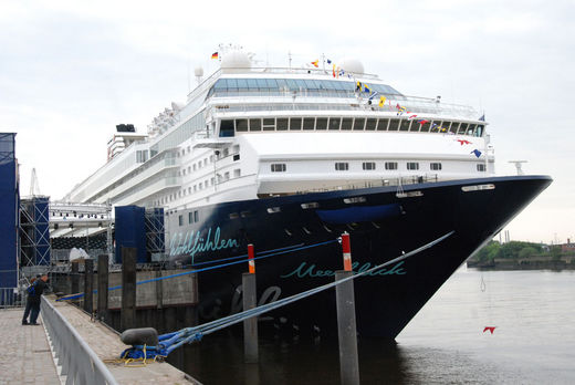 Mein Schiff 2 - der Luxusliner