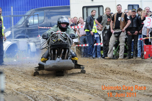 Unimoto-Drag-Race-13