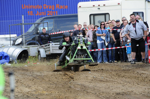 Unimoto-Drag-Race-14