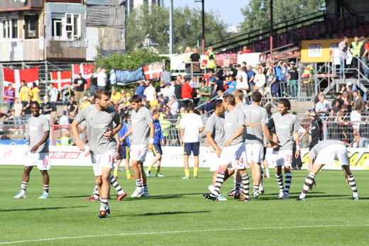 Das Team des FC St. Pauli beim aufwrmen