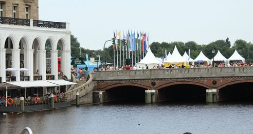 Zeltstadt am Jungfernstieg